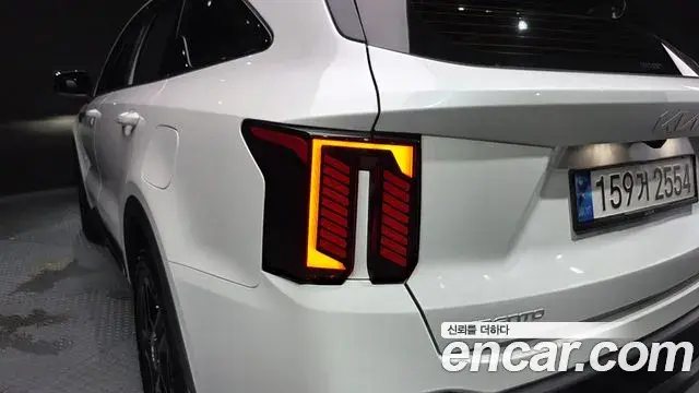 Kia Sorento 2024 — Photo 6/38