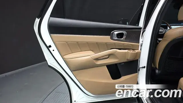 Kia Sorento 2024 — Photo 5/38
