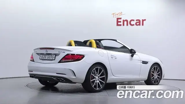 Mercedes-Benz SLC-Class 2018 — Фото 2/20