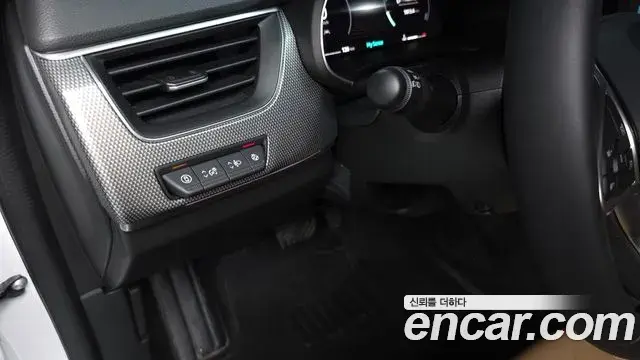 Renault Samsung Arkana 2025 — Фото 14/20