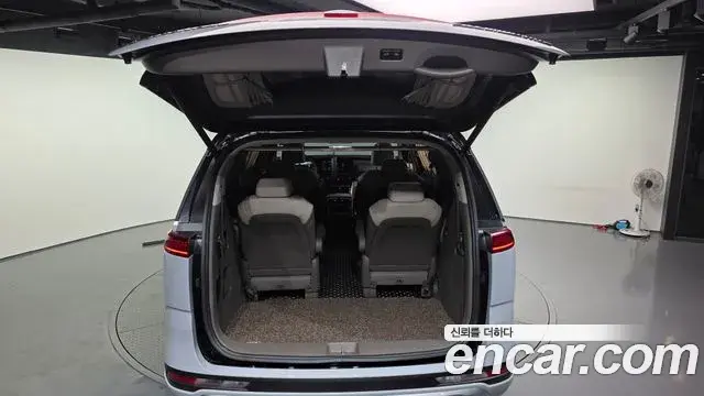 Kia Carnival 2021 — Photo 20/20
