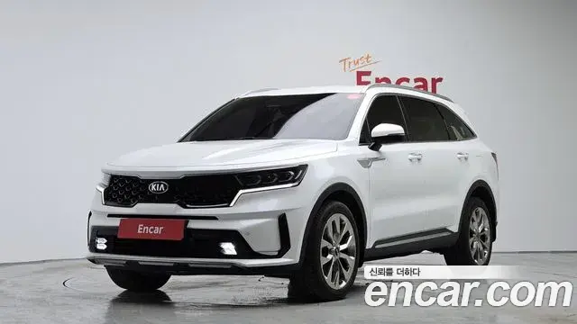 Kia Sorento 2021 — Фото 1/20