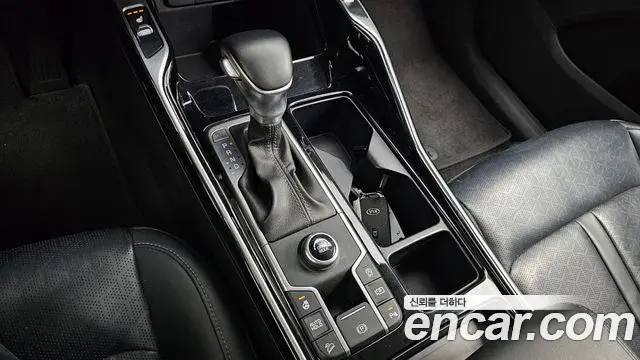Kia Sorento 2021 — Фото 9/20