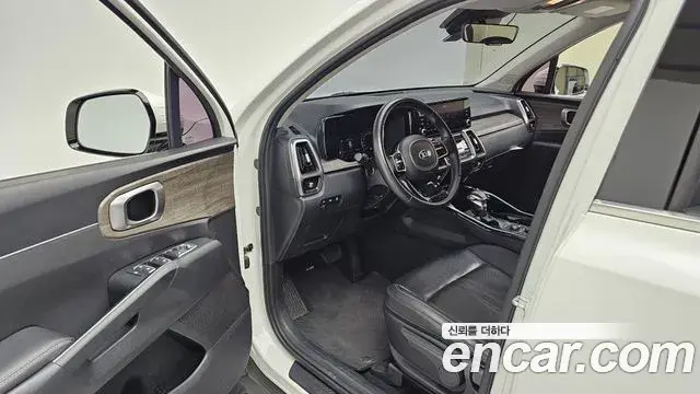 Kia Sorento 2021 — Фото 10/20