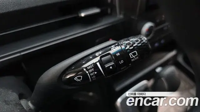 Hyundai Staria 2025 — ფოტო 11/30