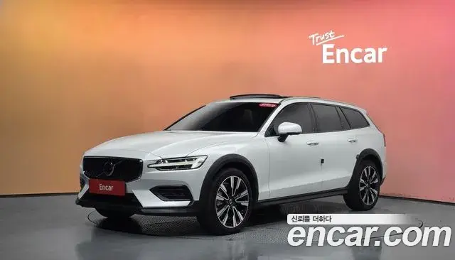 Volvo V60 Cross Country 2024 — Şəkil 12/35