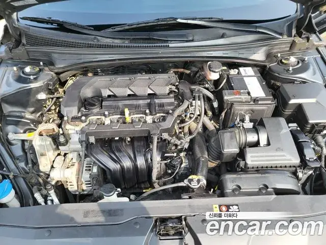 Hyundai Avante 2021 — Фото 14/19