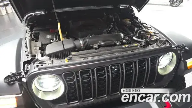 Jeep Wrangler 2025 — Photo 6/20