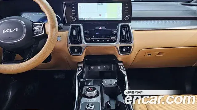 Kia Sorento 2023 — Фото 13/20
