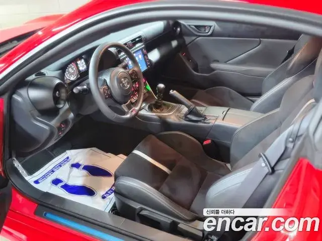 Toyota GR86 2024 — ფოტო 8/20