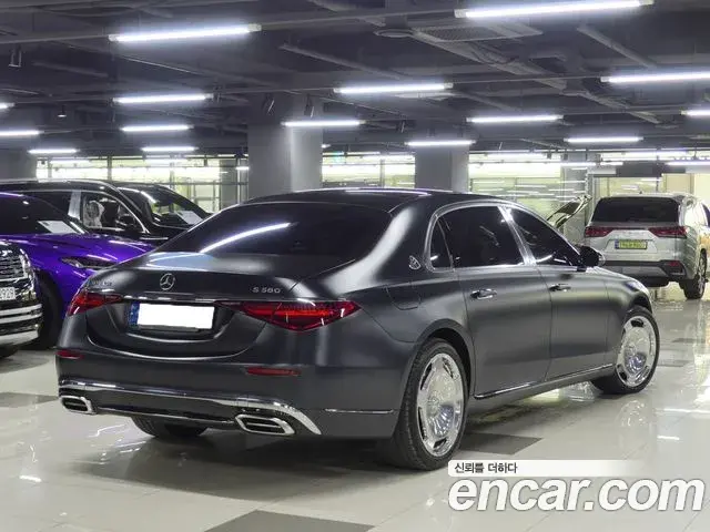 Mercedes-Benz S-Class 2022 — Фото 3/18