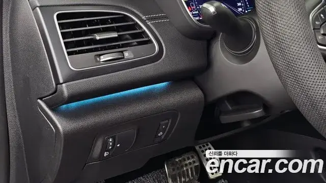 Renault Samsung SM6 2024 — Фото 18/20