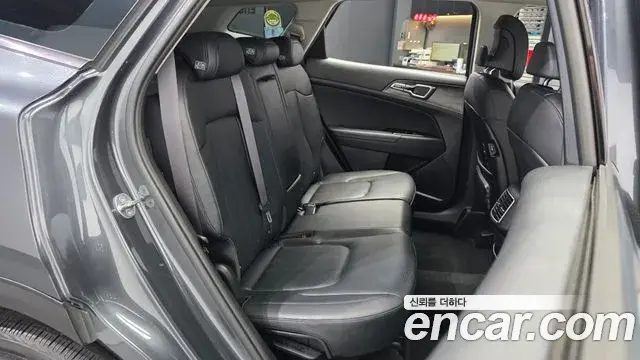 Kia Sportage 2022 — Фото 12/20
