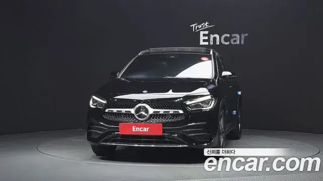 Mercedes-Benz GLA-Class 2020 — Фото 3/20