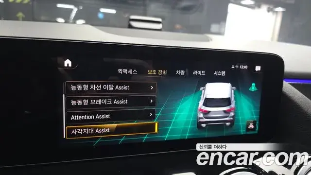 Mercedes-Benz GLA-Class 2020 — Фото 19/20