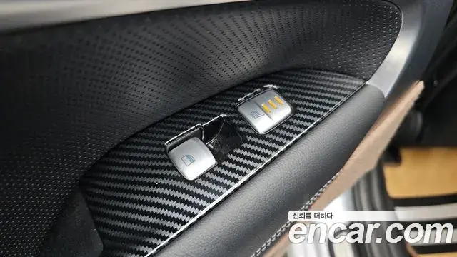 Genesis G70 2019 — ფოტო 10/20
