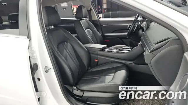 Hyundai Sonata 2020 — Фото 12/20