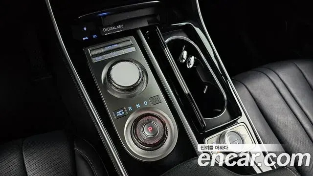 Genesis GV80 2022 — Photo 9/20