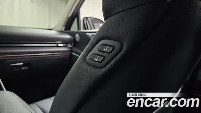 Genesis GV80 2022 — Photo 18/20