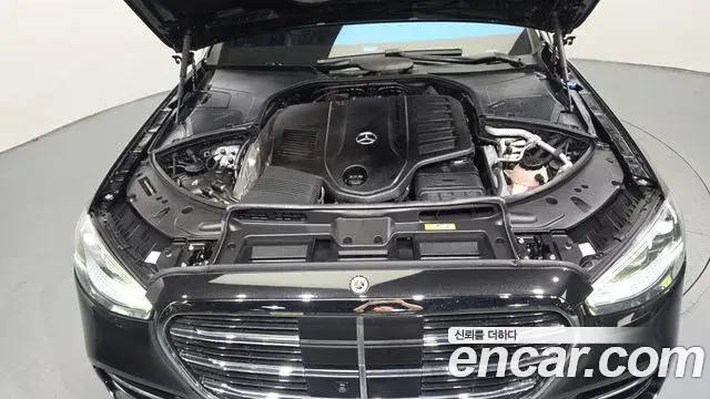Mercedes-Benz S-Class 2021 — Фото 6/20