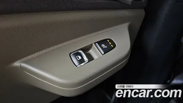 Kia Carnival 2025 — Photo 19/20