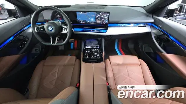 BMW 5 Series 2026 — Фото 10/20