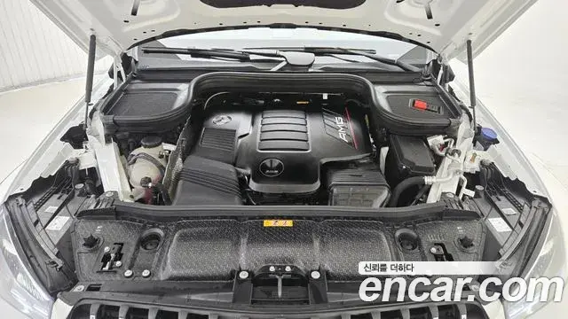Mercedes-Benz GLE-Class 2025 — Фото 5/18