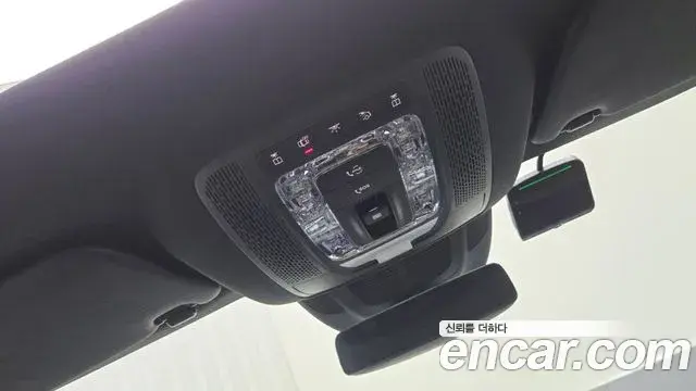 Mercedes-Benz GLE-Class 2025 — Фото 16/18