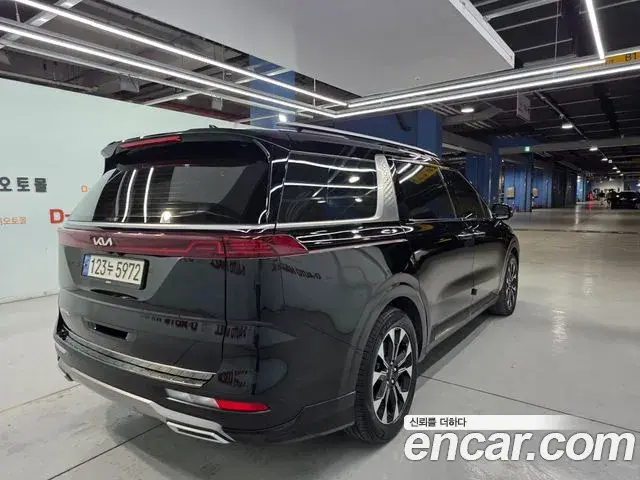 Kia Carnival 2021 — Photo 3/20