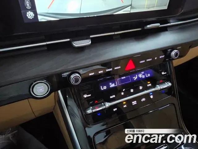 Kia Carnival 2021 — Photo 13/20