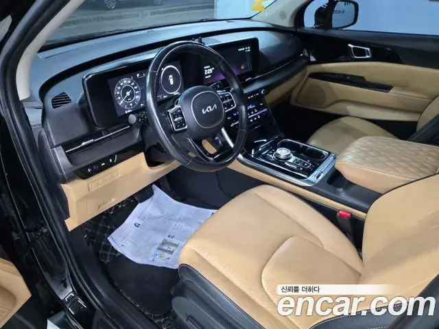 Kia Carnival 2021 — Photo 17/20