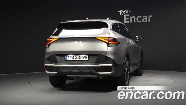 Kia Sportage 2024 — ფოტო 11/42
