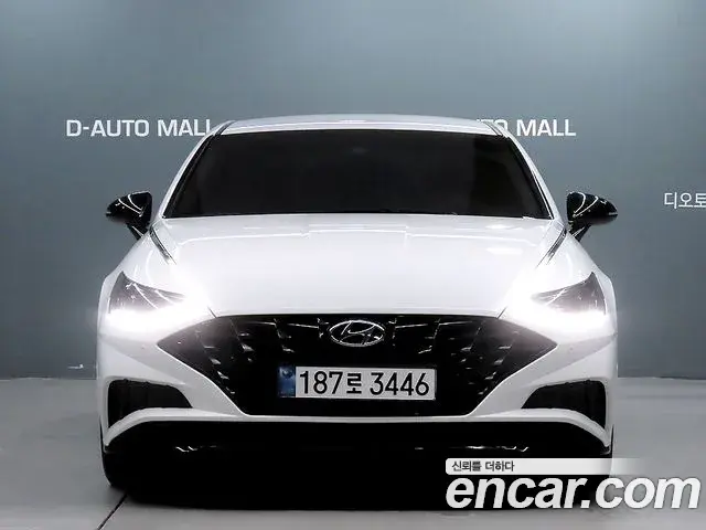 Hyundai Sonata 2021 — Фото 2/20