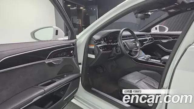 Audi A8 2023 — Şəkil 9/20