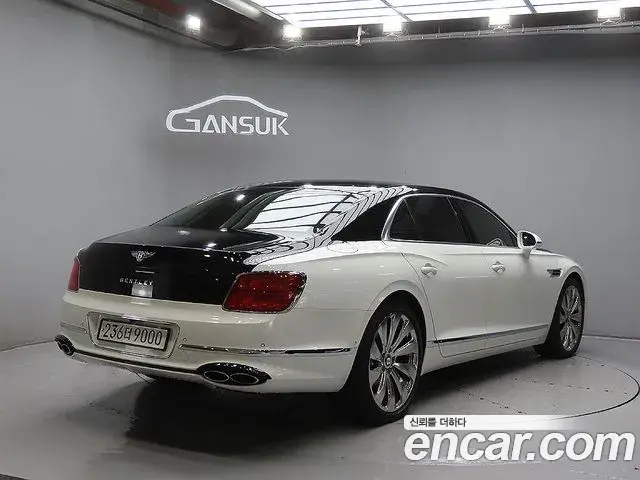 Bentley Flying Spur 2022 — Şəkil 12/20