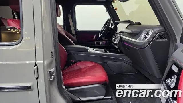Mercedes-Benz G-Class 2025 — ფოტო 18/37