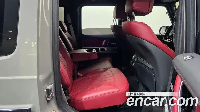 Mercedes-Benz G-Class 2025 — ფოტო 35/37