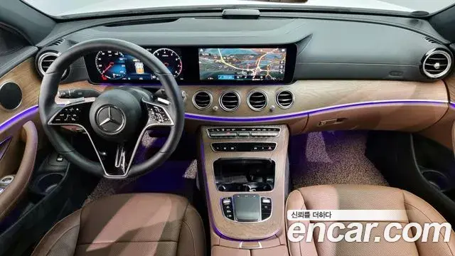 Mercedes-Benz E-Class 2022 — Фото 6/20