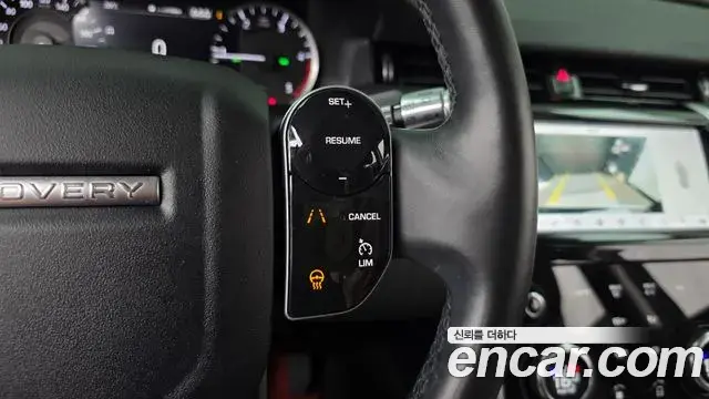 Land Rover Discovery Sport 2020 — Фото 17/20