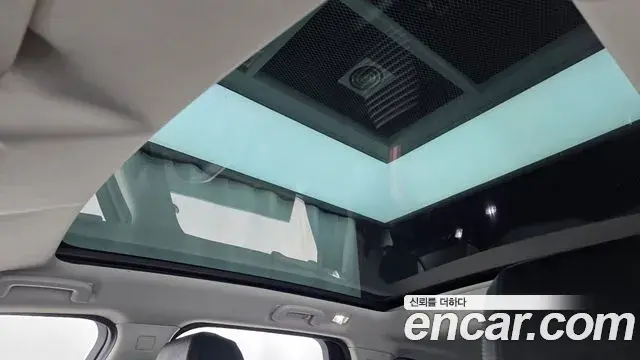 Land Rover Discovery Sport 2020 — Фото 18/20