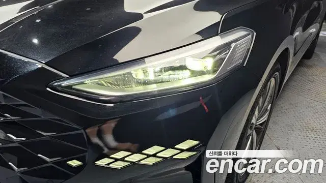 Kia K8 2021 — Şəkil 3/30