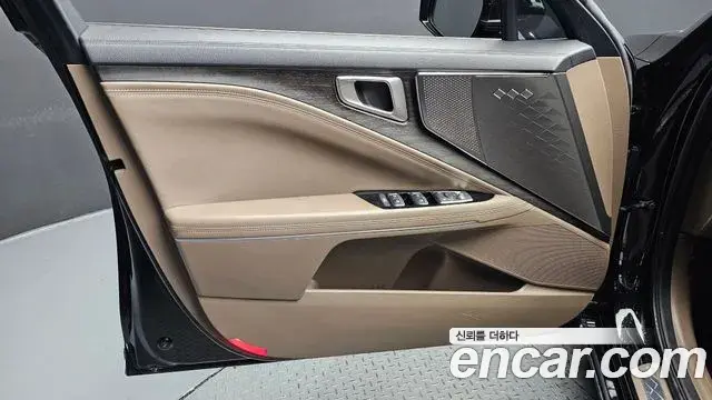 Kia K8 2021 — Şəkil 8/30