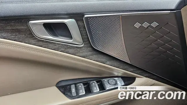 Kia K8 2021 — Şəkil 18/30