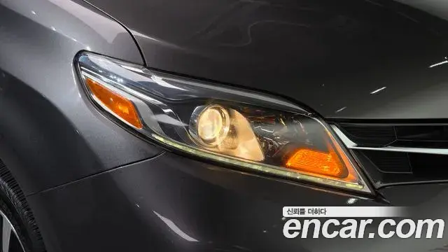 Toyota Sienna 2018 — Photo 13/30