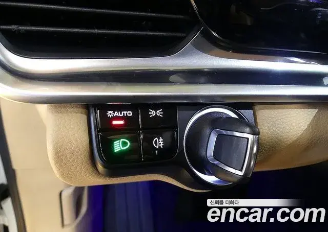 Porsche Panamera 2018 — Фото 15/20
