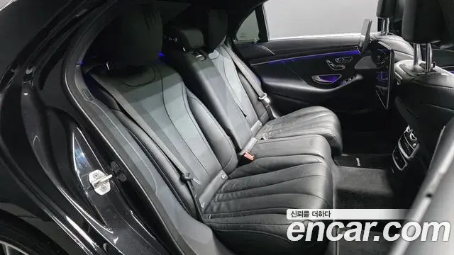 Mercedes-Benz S-Class 2018 — Фото 11/20