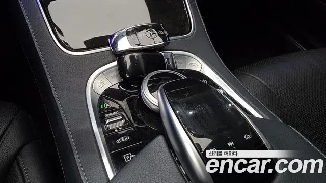 Mercedes-Benz S-Class 2018 — Фото 19/20