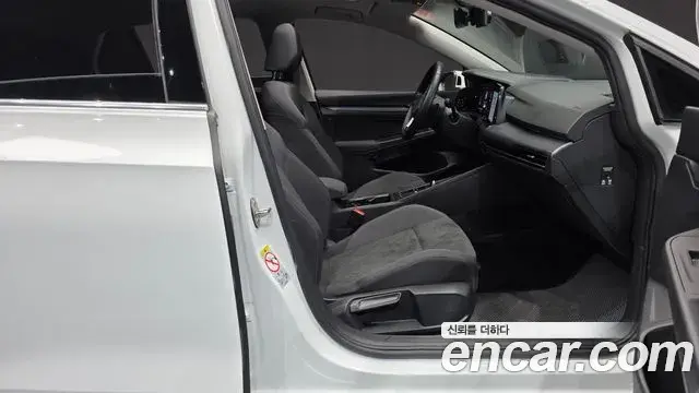 Volkswagen Golf 2022 — Şəkil 12/32