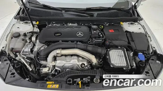Mercedes-Benz CLA-Class 2026 — Photo 5/18