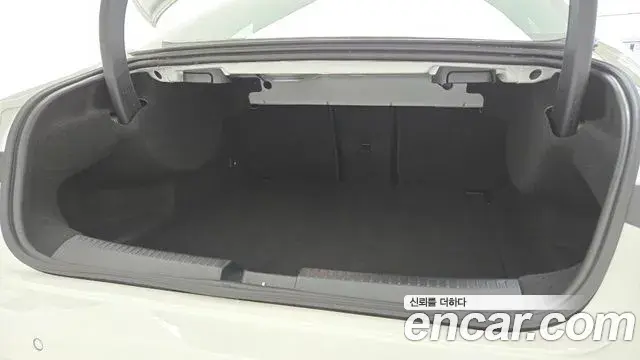 Mercedes-Benz CLA-Class 2026 — Photo 11/18